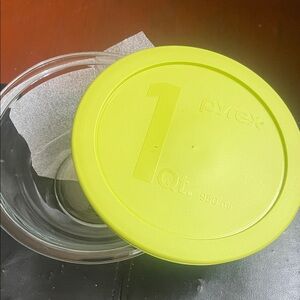 Pyrex Glass Bowl with Bright Lime Green Lid